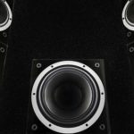 歌ってみたでMIXするならモニタースピーカーが必要だよって話